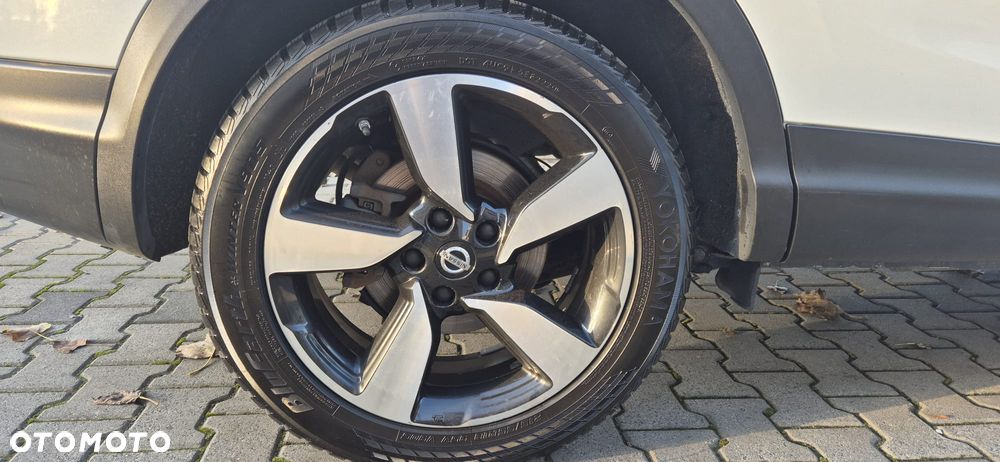 Nissan Qashqai 1.2 DIG-T N-Tec Xtronic EU6 - 10