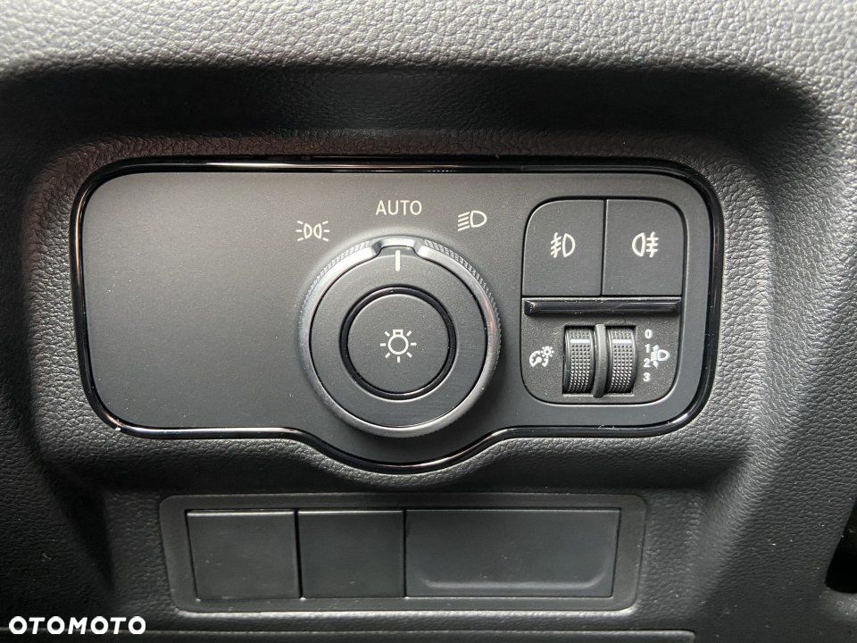 Mercedes-Benz Citan - 17
