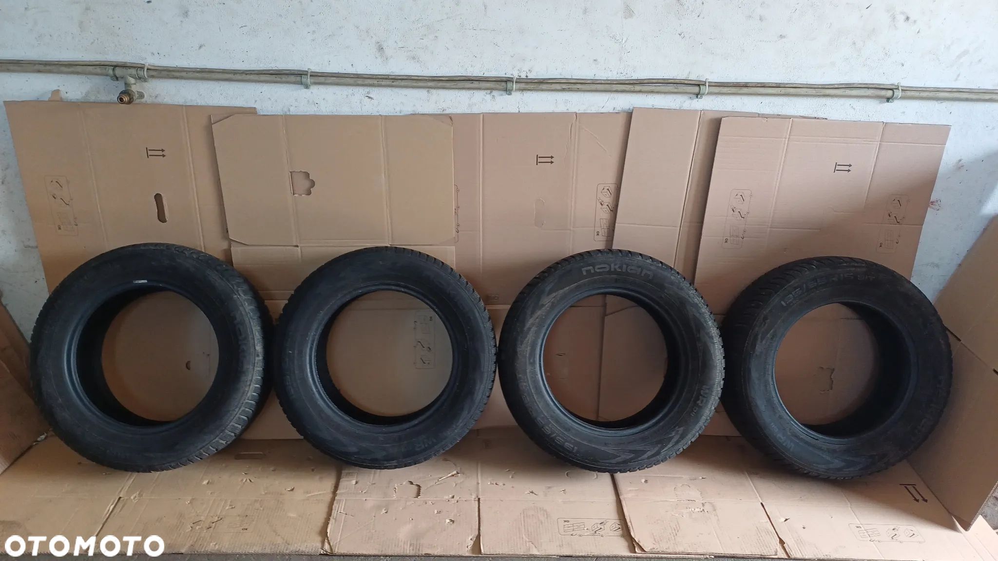 Komplet opon zimowych Nokian 195/65 r15 49/20r 91T - 1