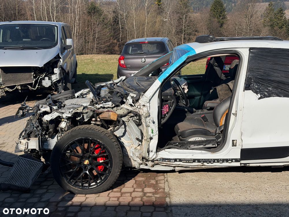 Porsche Macan GTS - 5
