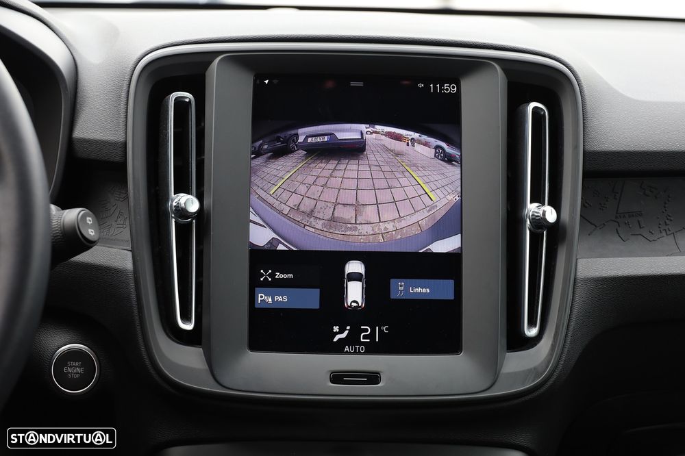 Volvo XC 40 1.5 T2 Momentum Core - 26