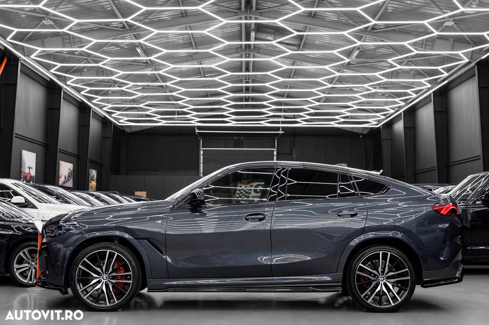 BMW X6 xDrive40i AT MHEV - 30