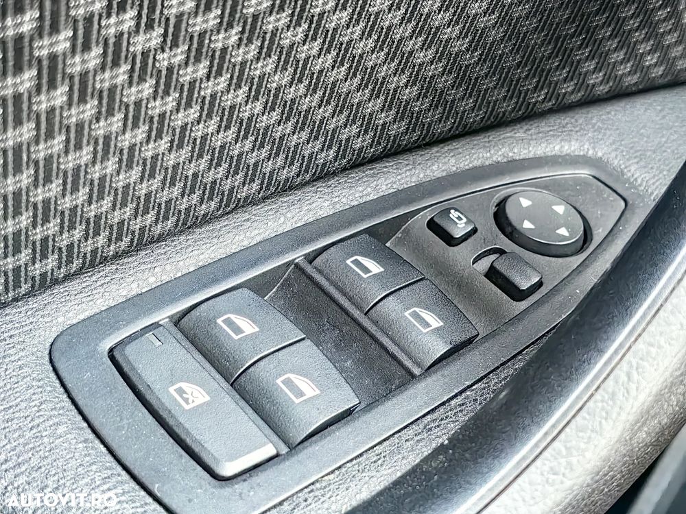 BMW X1 - 26
