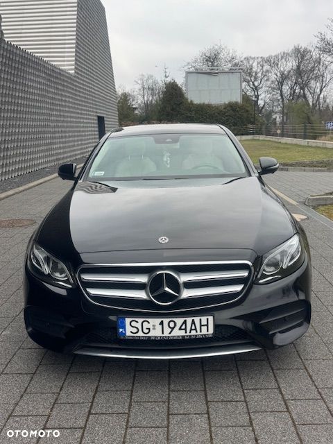 Mercedes-Benz Klasa E 220 d 4-Matic Business Edition 9G-TRONIC - 4