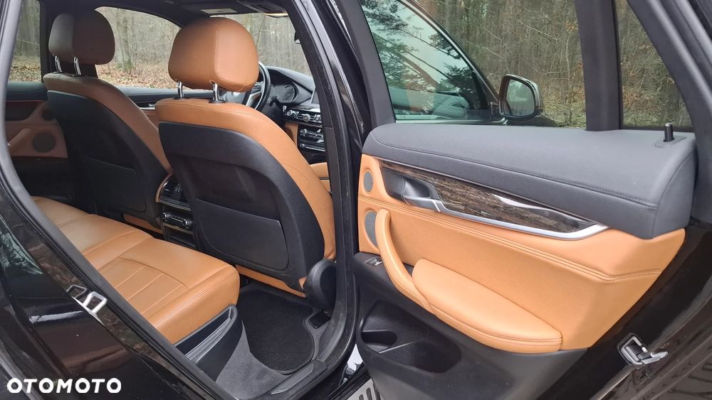 BMW X6 35i xDrive - 22