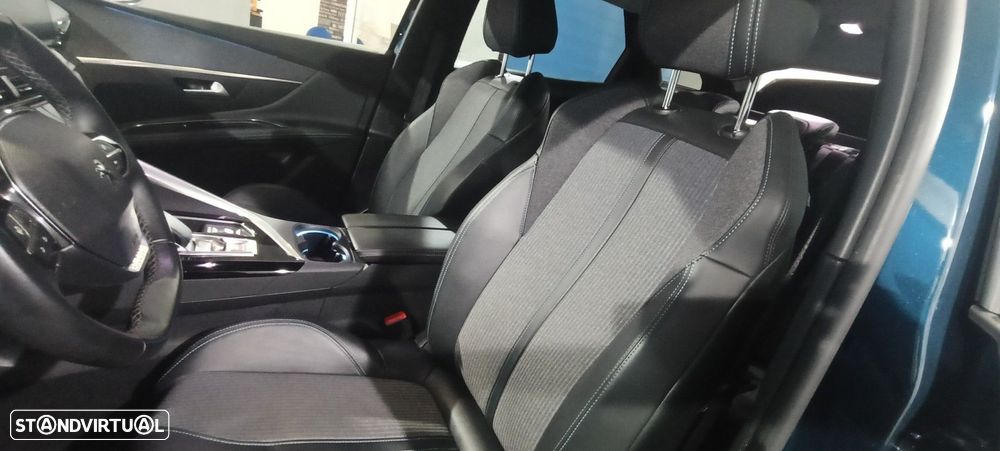 Peugeot 3008 1.6 Hybrid Allure Pack e-EAT8 - 7