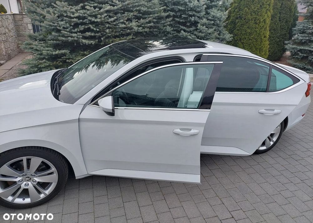 Skoda Superb 2.0 TDI 4x4 Style DSG - 36