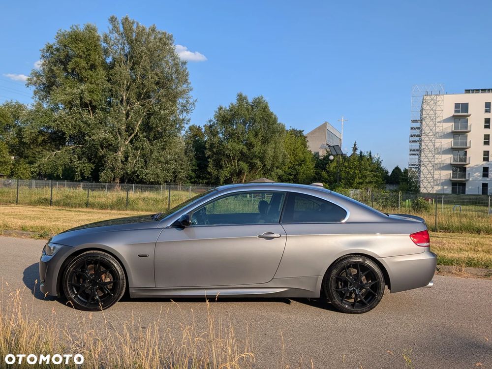 BMW Seria 3 325i - 14