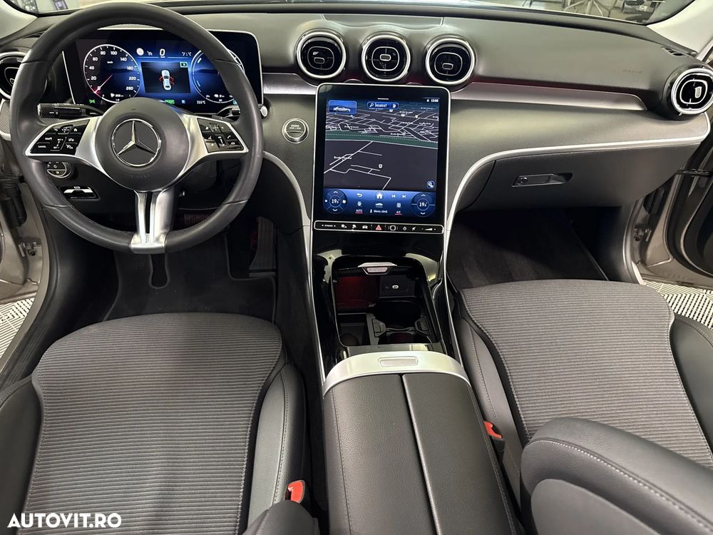 Mercedes-Benz C 300 PHEV - 10