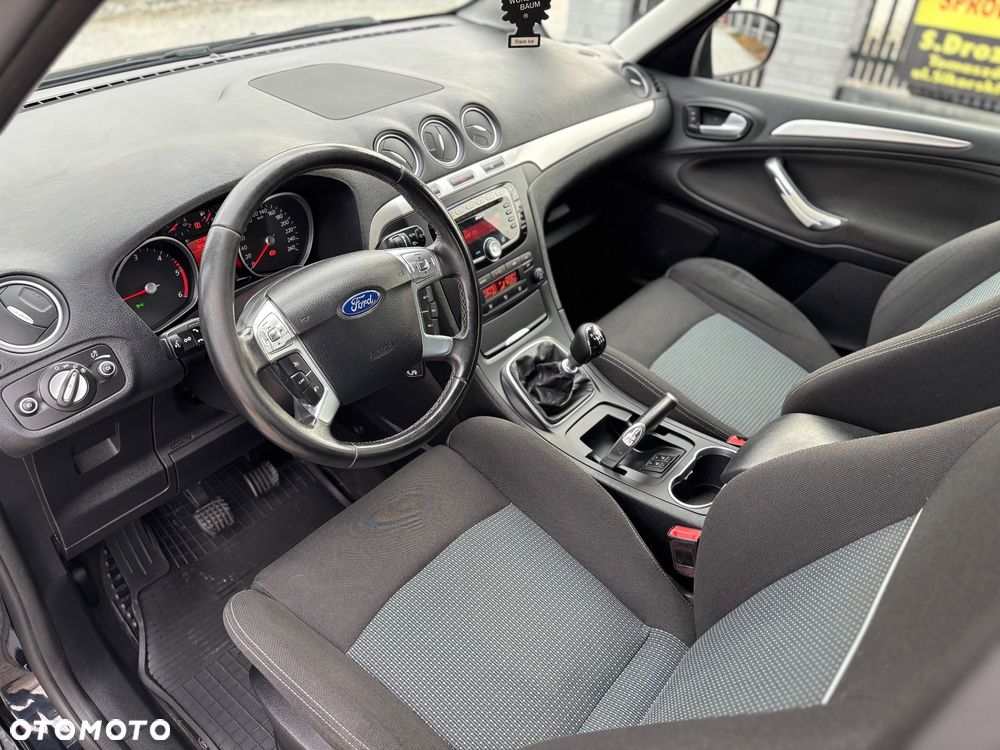 Ford S-Max - 7