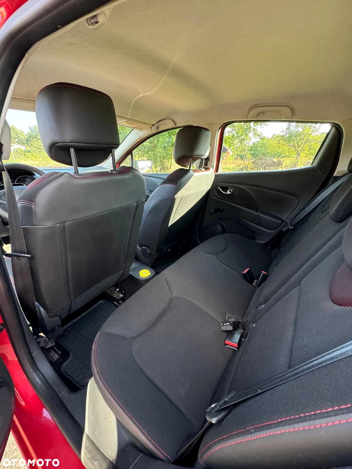 Renault Clio - 23