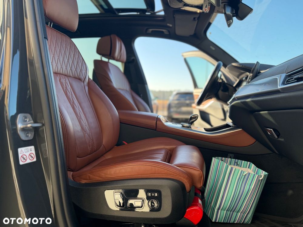 BMW X5 xDrive40d xLine - 14