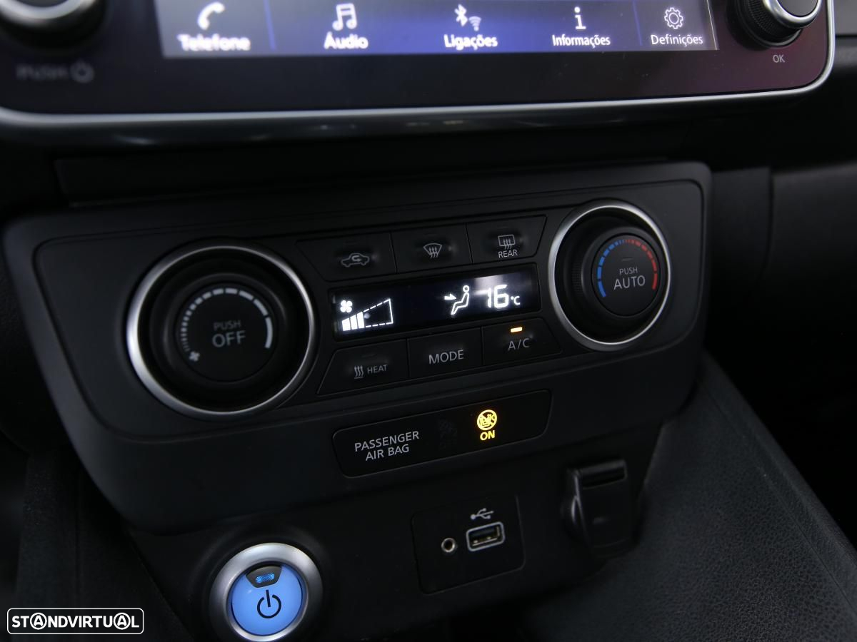Nissan Leaf - 17