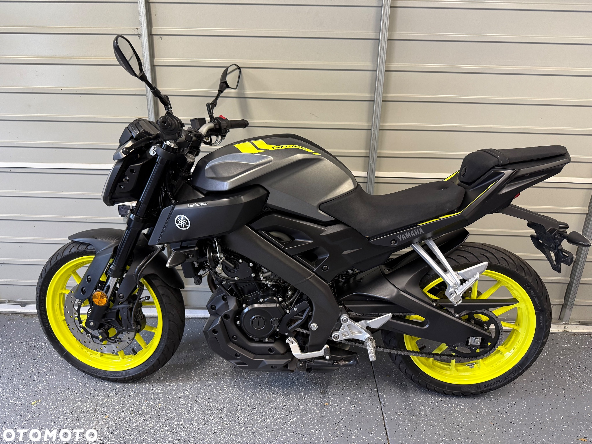 Yamaha MT - 9