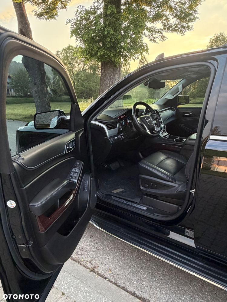 GMC Yukon - 15