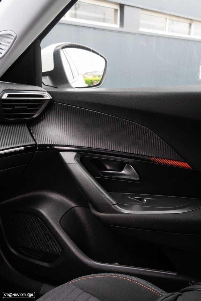Peugeot 2008 PureTech 100 Active - 45