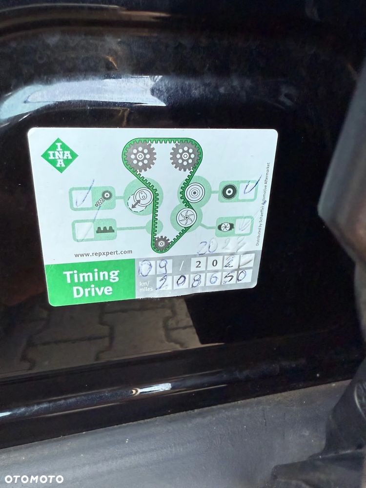 Volvo XC 60 D3 R-Design - 12