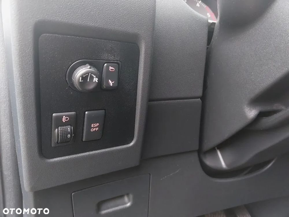 Nissan Qashqai 1.5 dCi DPF tekna - 14