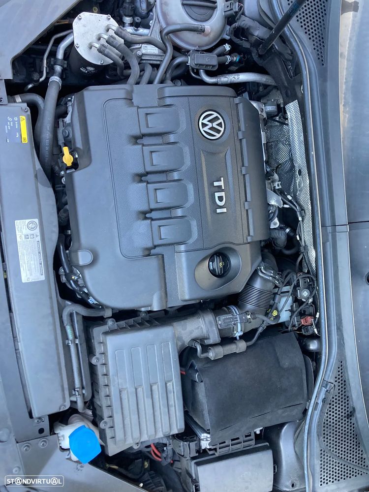VW Passat Variant 1.6 TDI Confortline DSG - 27