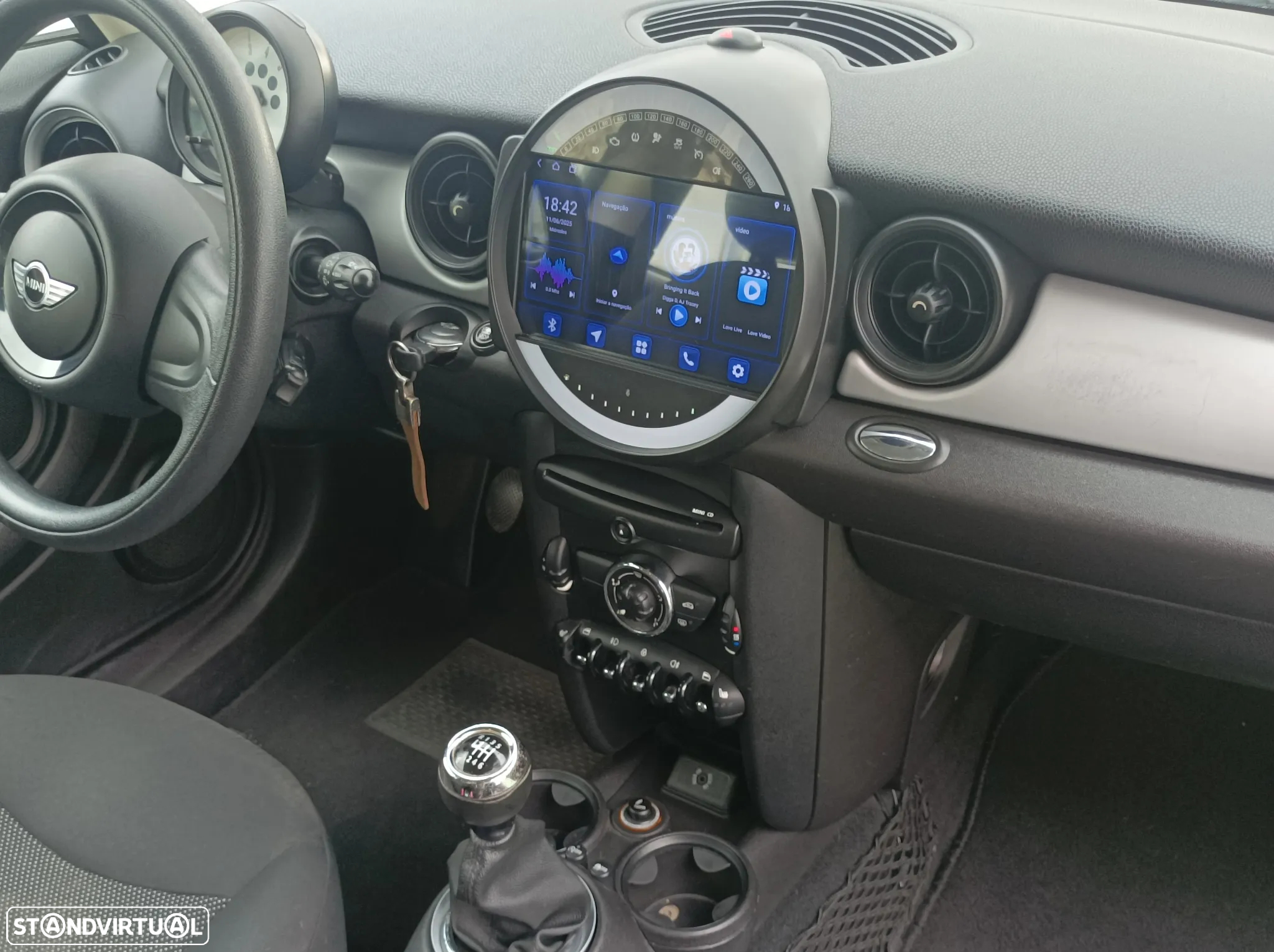 MINI 3 Portas One D - 25