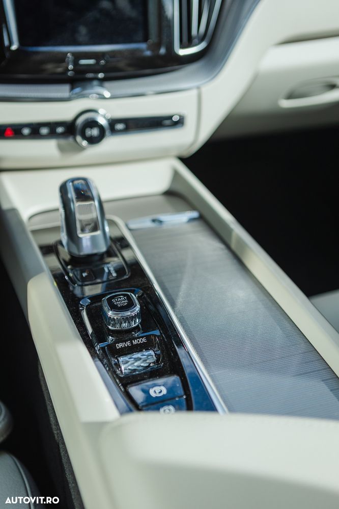 Volvo XC 60 - 16