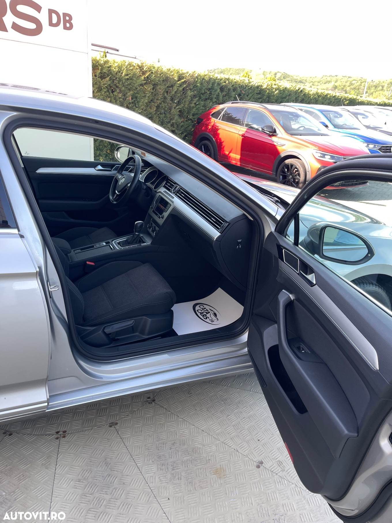 Volkswagen Passat - 20