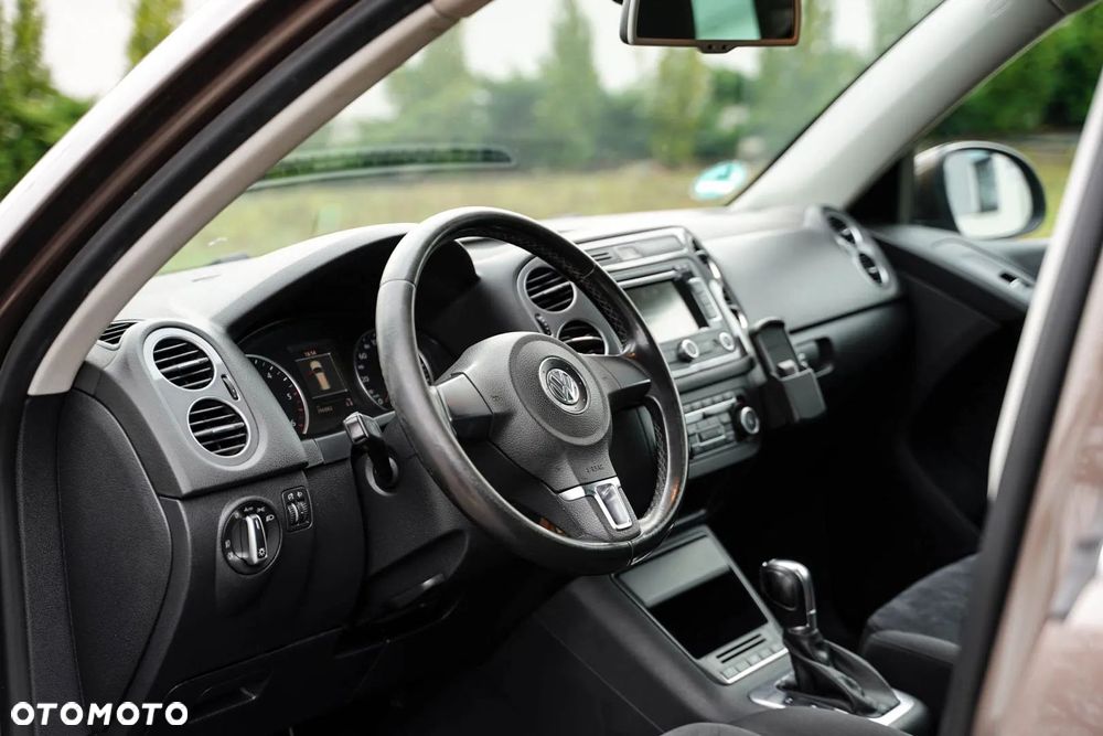 Volkswagen Tiguan - 10