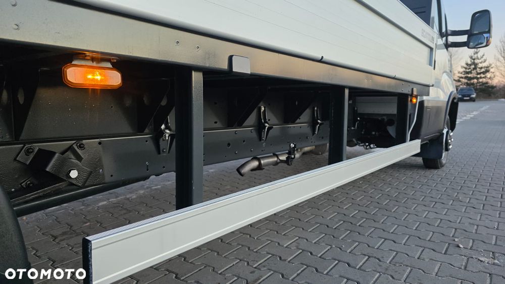 Iveco ❗️❗️DAILY 3.0 180KM MAXI 50C18 JAK NOWY ❗️❗️NOWY MODEL / SKRZYNIA OTWARTA SCATOLINI / 3500KG HAK / PIERWSZY WŁASCICIEL / NAVI / KAMERA COFANIA / FULL LED / TEMPOMAT AKTYWNY / BLIŹNIAKI / BURTY ALUMINIOWE / WERSJA WZMOCNIONA / FULL OPCJA / SERWIS ASO / SALON POLSKA / 35C15 50C15 35C18❗❗ JAK Z SALONU - NOWY -❗❗ - 6