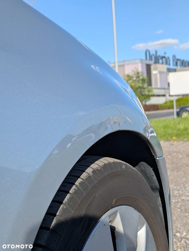 Volkswagen Golf 1.6 TDI Comfortline - 21
