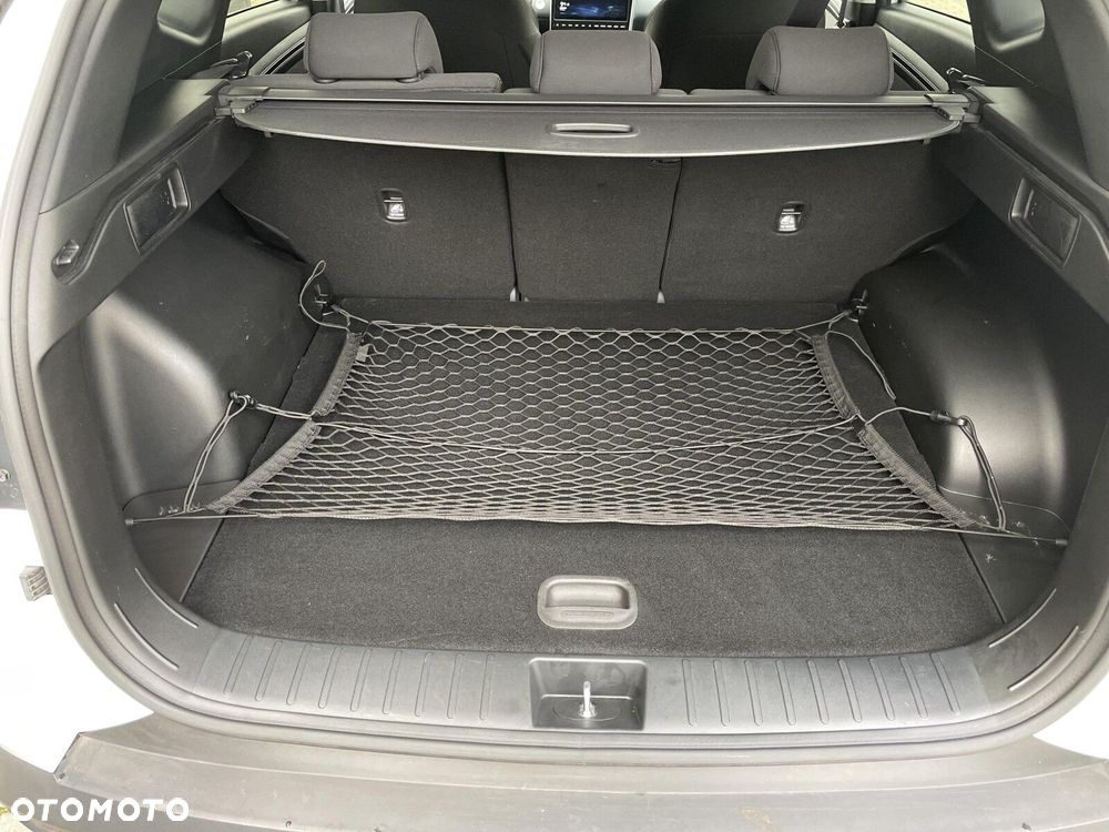 Hyundai Tucson 1.6 T-GDi HEV Executive 2WD - 18