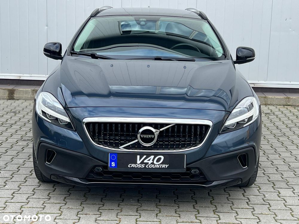 Volvo V40 Cross Country - 13