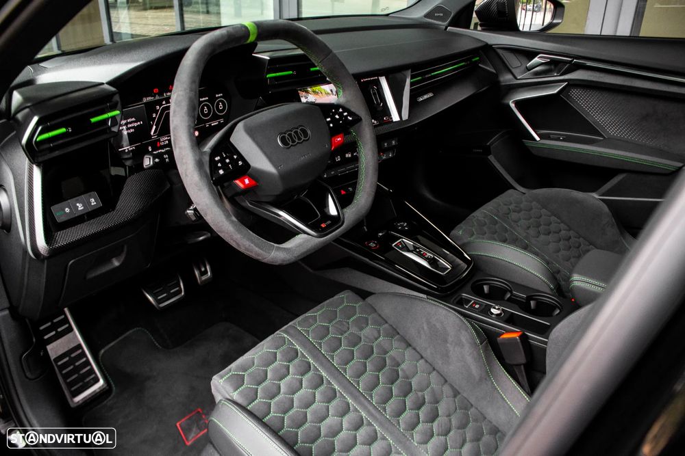 Audi RS3 Sportback 2.5 TFSI quattro S tronic - 34