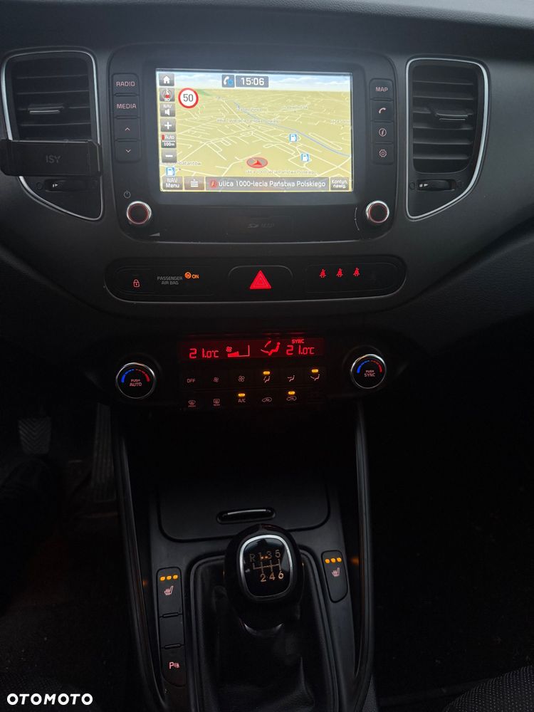 Kia Carens 1.7 CRDi 141 Dream Team Edition - 6