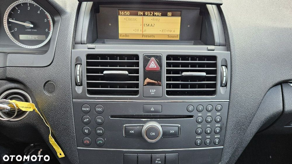 Mercedes-Benz Klasa C 220 CDI Classic - 27