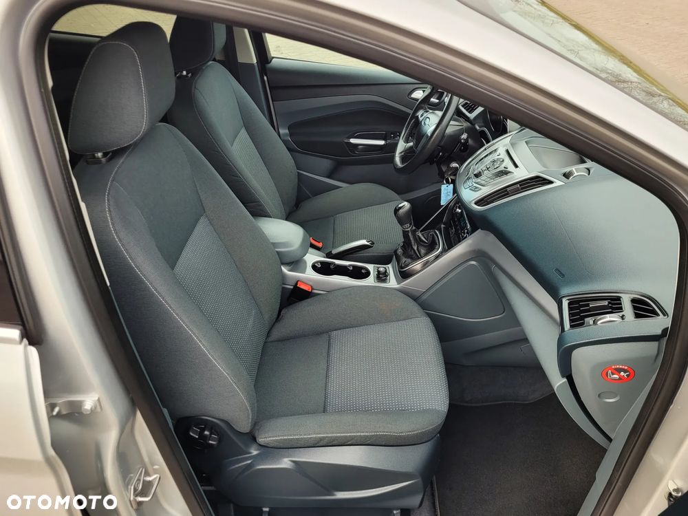 Ford C-MAX 1.6 Ti-VCT Titanium - 19