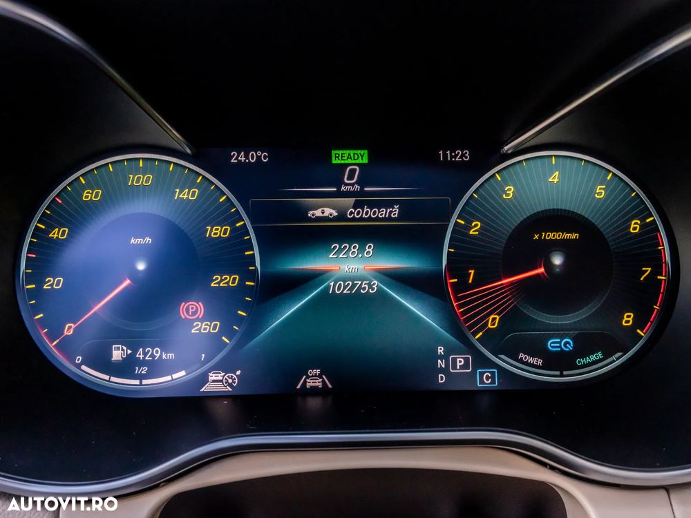 Mercedes-Benz GLC 300 4MATIC MHEV - 37