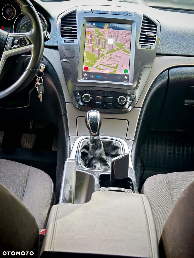 Opel Insignia 1.8 - 11
