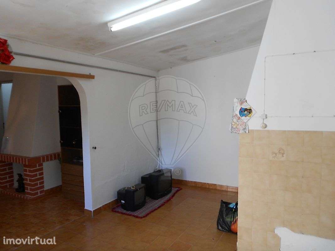 Moradia T2 para venda - Grande imagem: 2/30