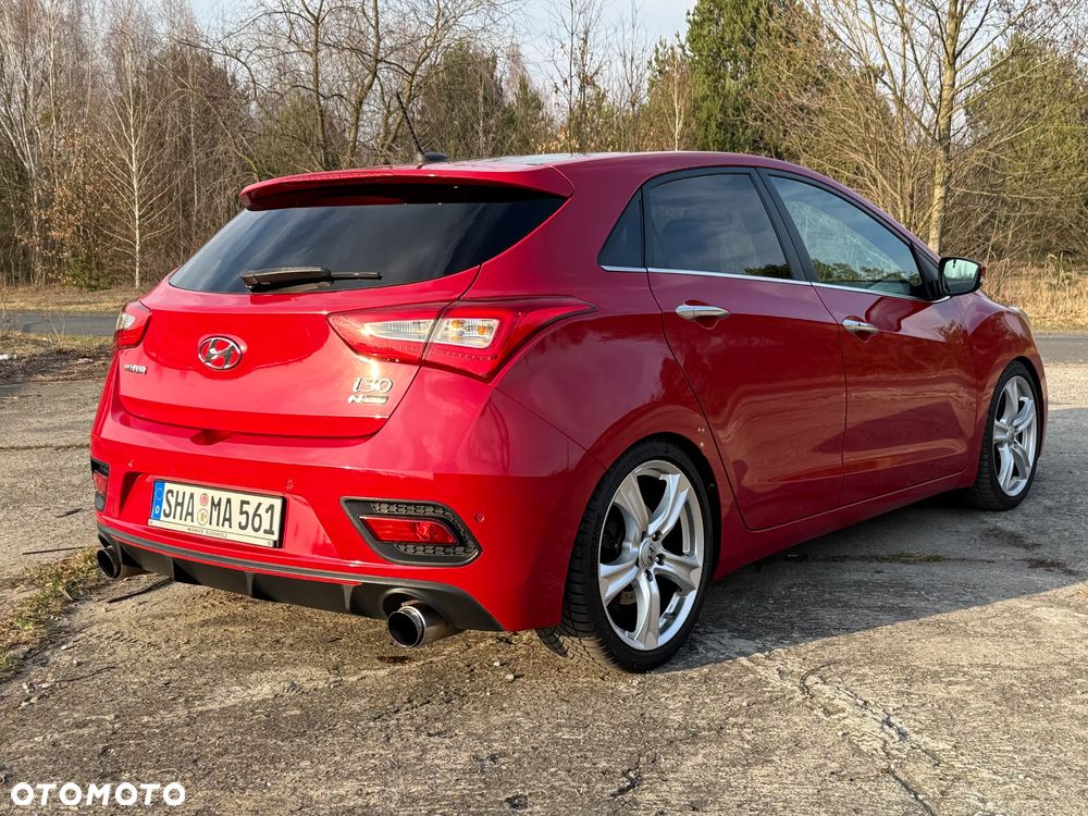 Hyundai i30 1.6 T GDI Turbo - 9