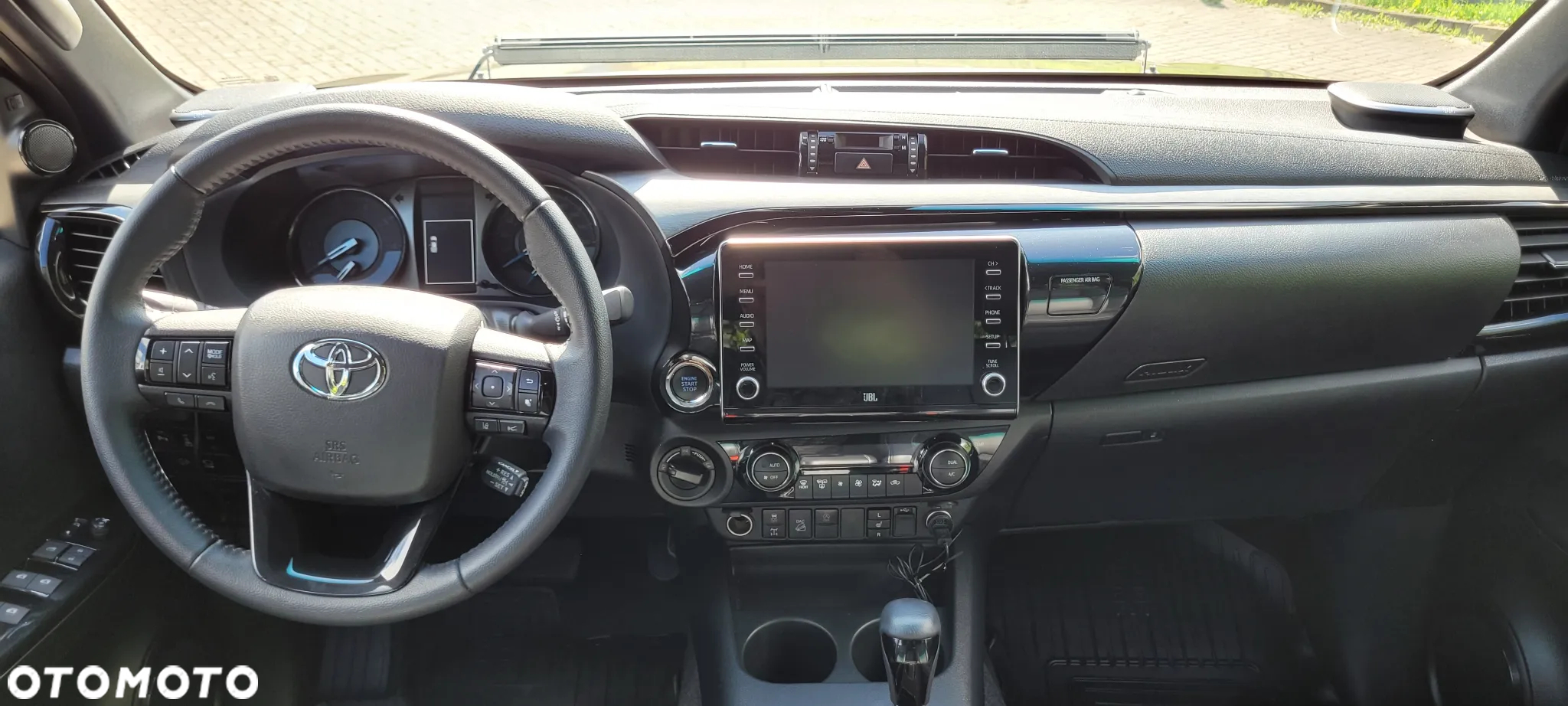 Toyota Hilux 2.8 D-4D Double Cab Invincible 4x4 - 6