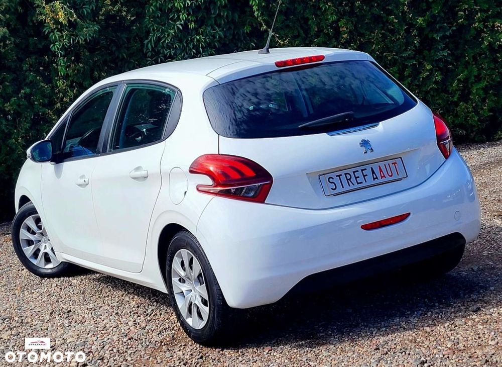 Peugeot 208 - 2