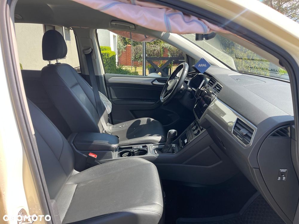 Volkswagen Touran 2.0 TDI BMT Comfortline DSG - 12