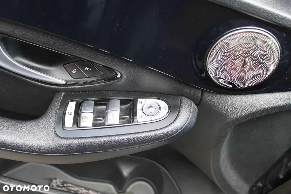 Mercedes-Benz Klasa C 180 (BlueTEC) d 7G-TRONIC Avantgarde - 8