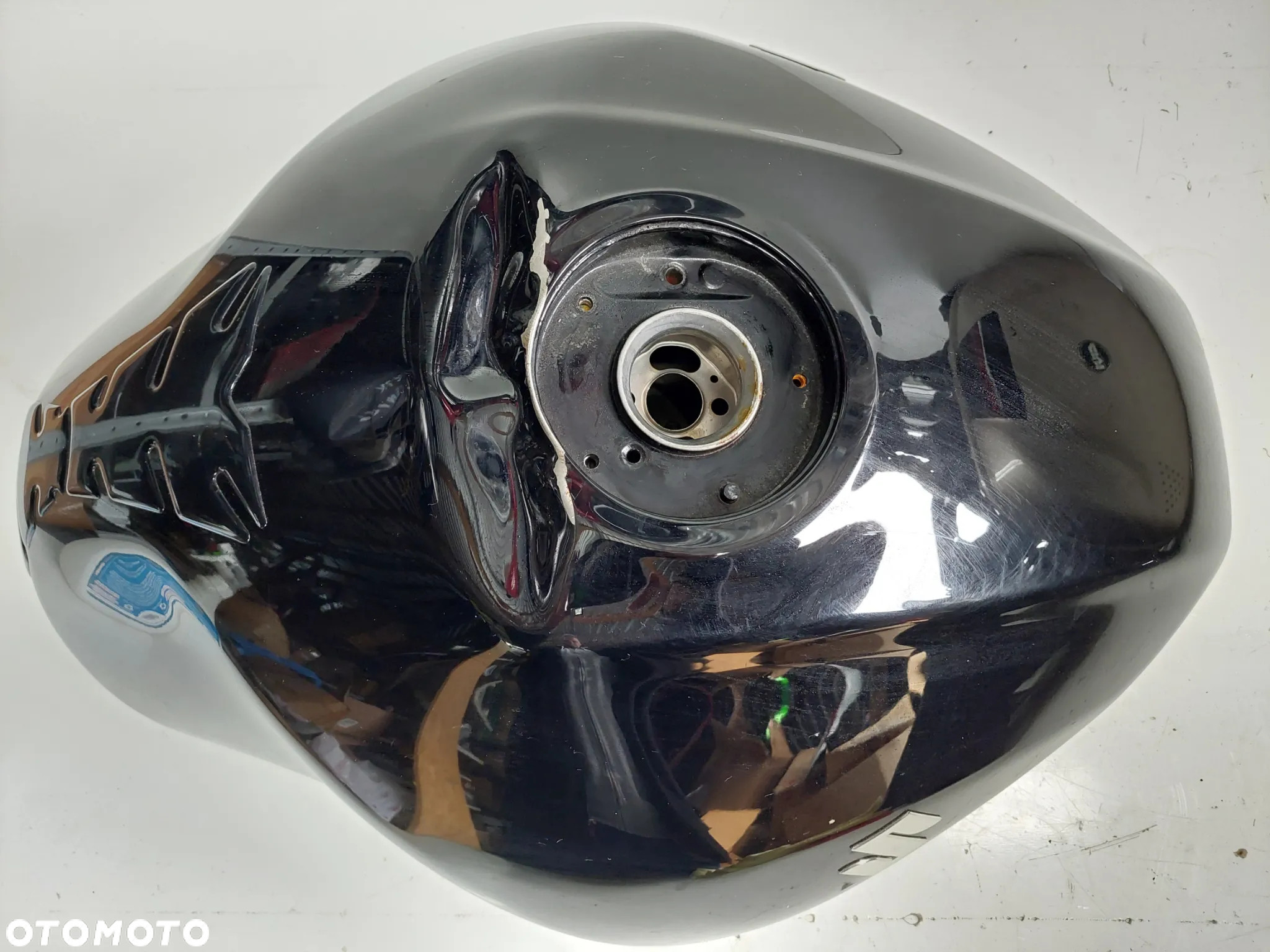 SUZUKI BANDIT 650 1250 zbiornik paliwa na pompe - 3