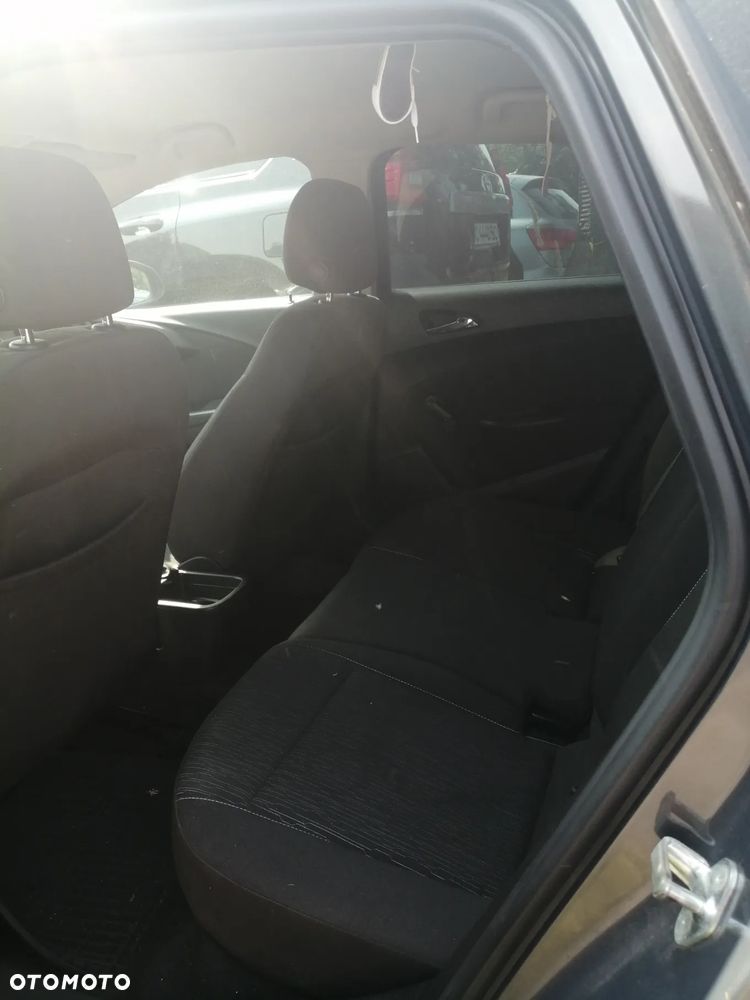Opel Astra III 1.7 CDTI - 8