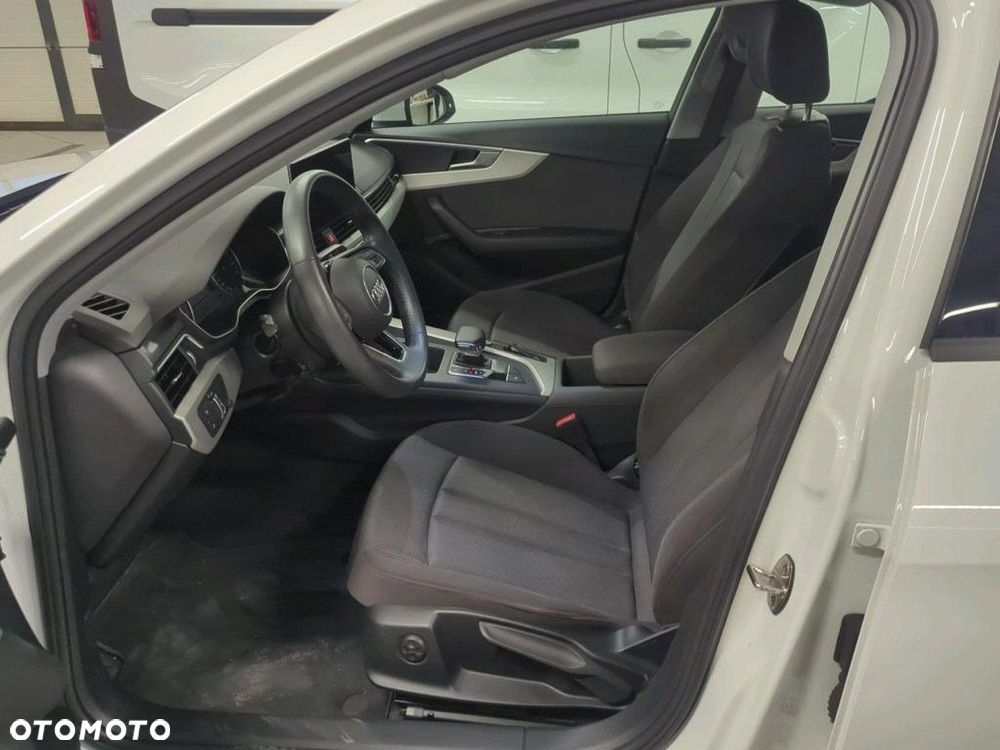 Audi A4 Limousine 35 TFSI S tronic - 8