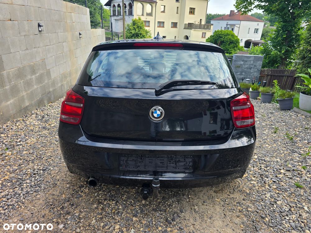 BMW Seria 1 116i - 6
