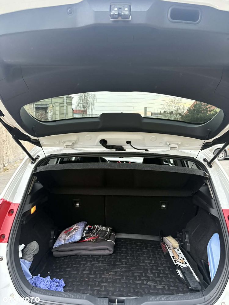 Toyota Auris 2.0 D-4D Dynamic - 9