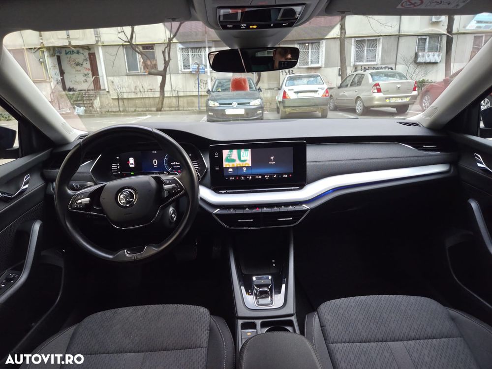 Skoda Octavia 1.5 TSI DSG MHEV Style - 11