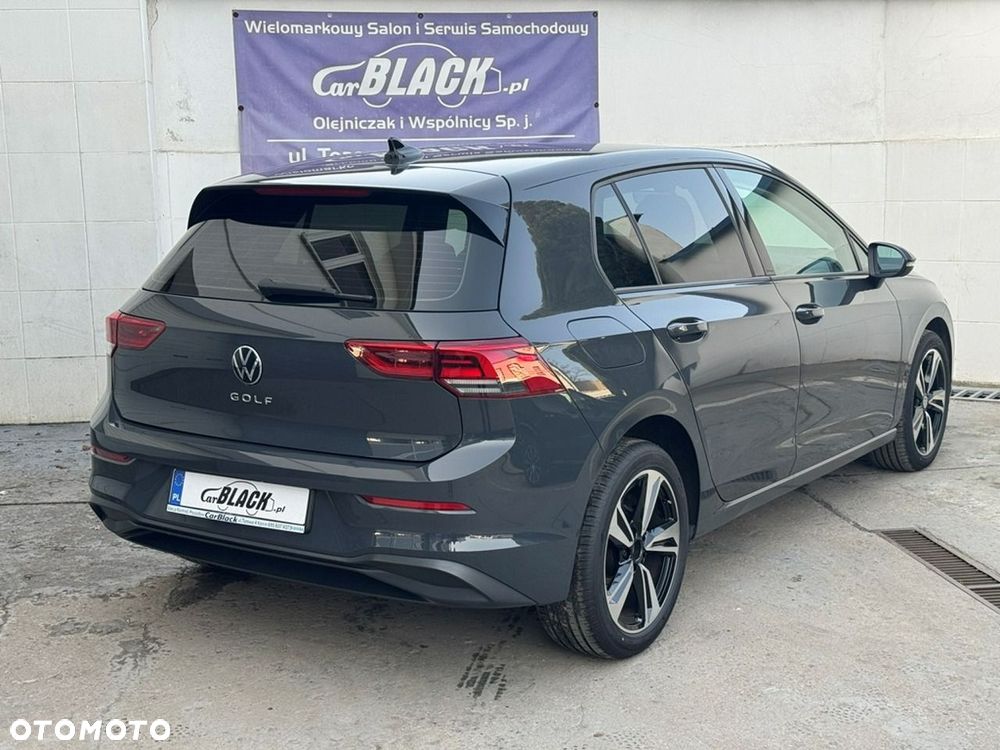 Volkswagen Golf - 4